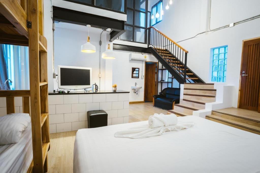 Hug Inn Пхрэ Экстерьер фото